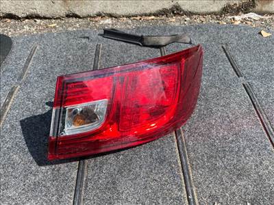 RENAULT CLIO IV  Jobb Hátsó Lámpa