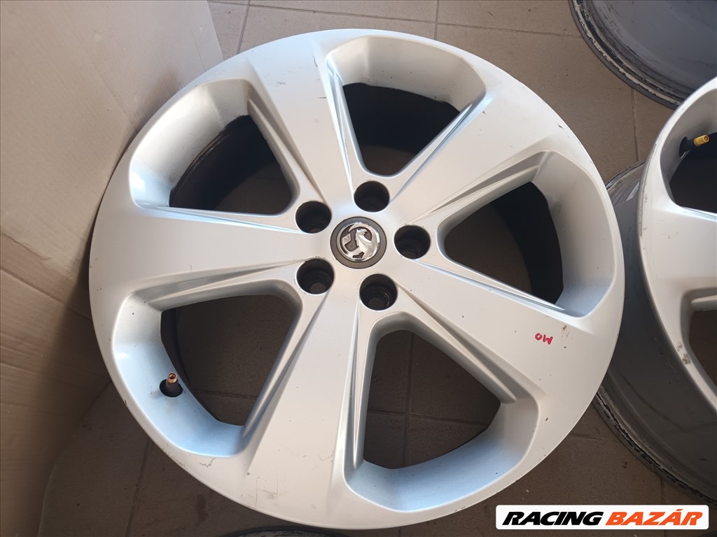 Opel j astra k astra mokka 5x105 lyukosztású 7JJ 18" használt (gyári felni) alufelni TKN 04 4. kép
