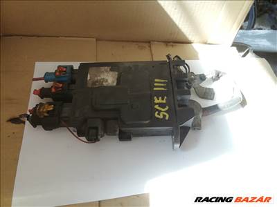 Renault Scénic III akkumulátor relé 