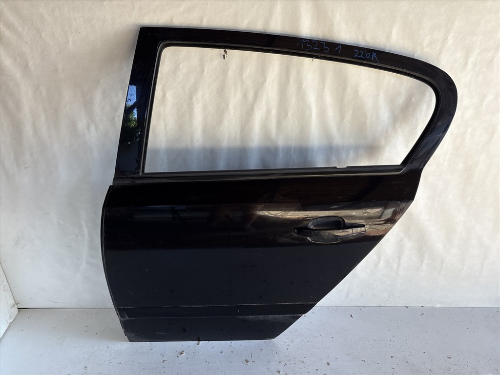 13231 Opel Astra H Bal hátsó Ajtó Fekete Z20r 5 ajtós 1. kép