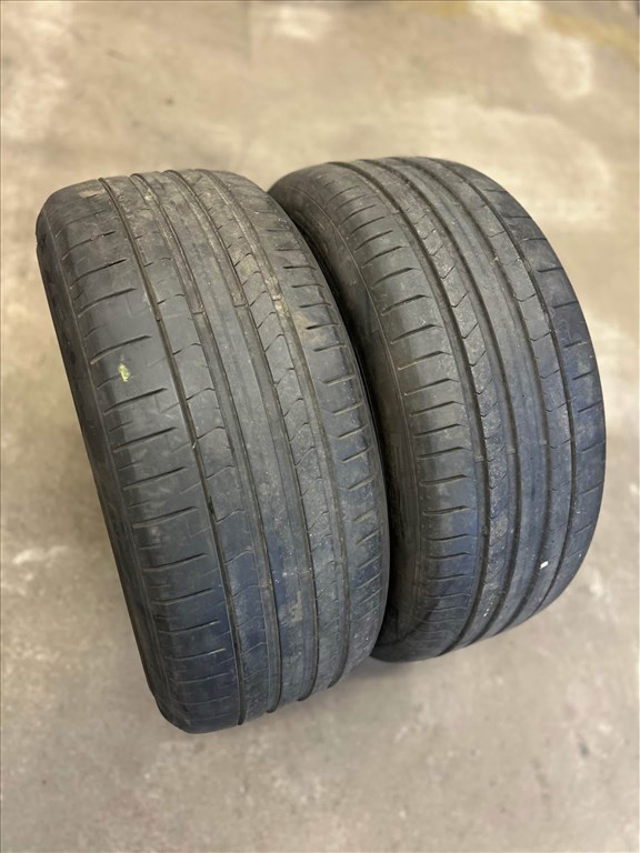  245/4519 PIRELLI nyari 2db 245/45 R19, 245/45R19 1. kép