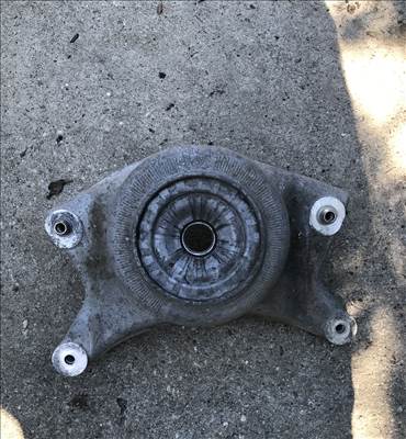 Audi A4 (B8 - 8K) FL_ jobb első rugótányér 8r0412384a