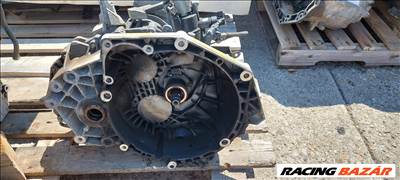 Opel Astra J GTC 2.0 CDTI AF 40 váltó 