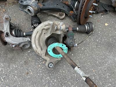 LAND ROVER RANGE ROVER EVOQUE LV Jobb hátsó Csonkállvány Kerékaggyal