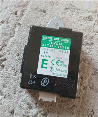 Lexus RX 400h ajtó vezérlő modul 89741-48150