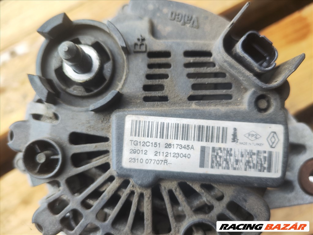 Dacia Duster I 1.5 dCi generátor  231007707r 2. kép