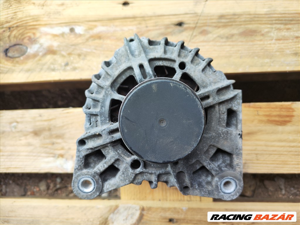 Dacia Duster I 1.5 dCi generátor  231007707r 5. kép