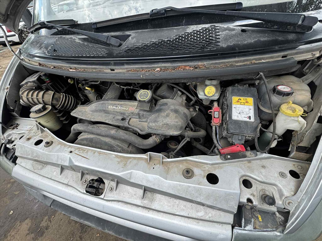 Ford Transit 2.4 TDDI -YR- bontott alkatrészei 5. kép
