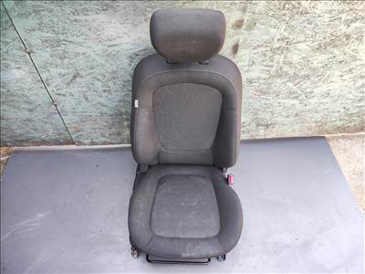 Hyundai i20 (PB) jobb első ülés 