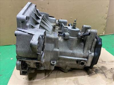 Volkswagen Golf IV Váltó (Mechanikus)