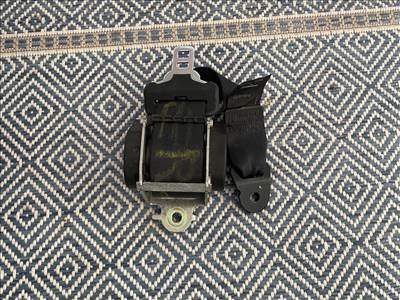 DACIA DUSTER  Jobb hátsó Biztonsági Öv