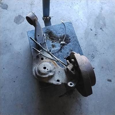 HYUNDAI Santa Fe 2001.03.01-2006.01.30 Csonkállvány kerékaggyal jobb hátsó