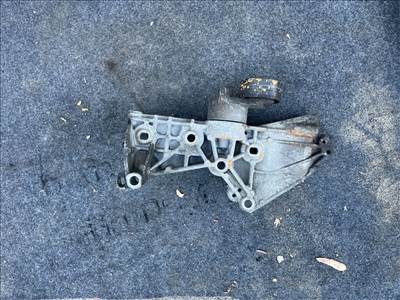 NISSAN QASHQAI / QASHQAI PLUS 2 J10, JJ10 Generátor Tartó Bak