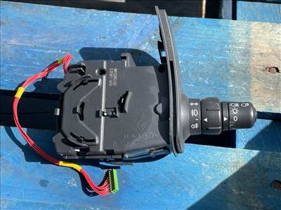 RENAULT CLIO III BR0/1, CR0/1 Bal Kormánykapcsoló Irányjelző