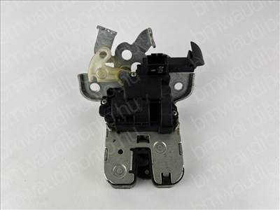 AUDI A4 B8 (8K2) Csomagtérajtó zárszerkezet (pozíciófüggetlen) (8K9827505, 8K9827505A)