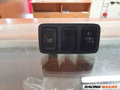 Suzuki Swift III SUZUKI SWIFT III Fényszórómagasság Állító Kapcsoló