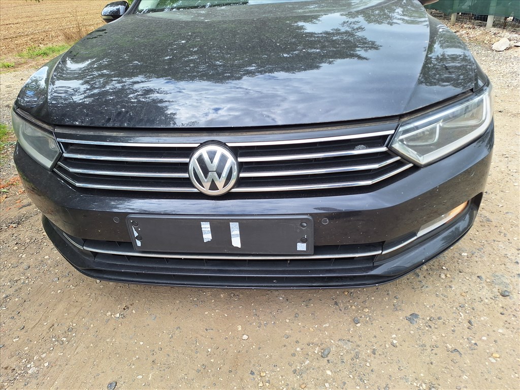 Volkswagen Passat B8 (B8) LC9X CRLB QFZ  bontott alkatrészei 4. kép