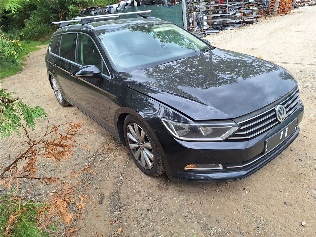 Volkswagen Passat B8 (B8) LC9X CRLB QFZ  bontott alkatrészei 5. kép