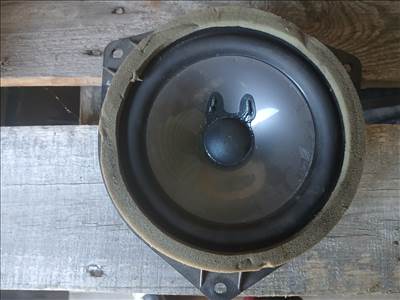 Lexus IS 220 jobb első közép hangszóró 