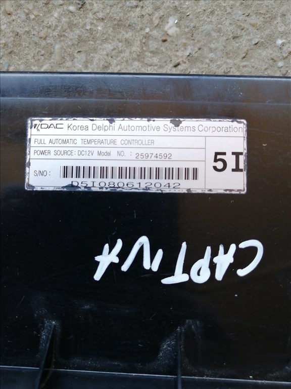 Chevrolet Captiva Klíma vezérlő fűtéskapcsoló panel  25974592 4. kép