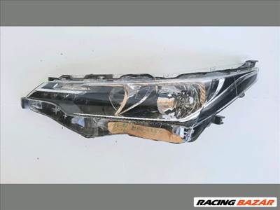 Toyota Corolla (E160/E170) Bal Fényszóró 8117002l50