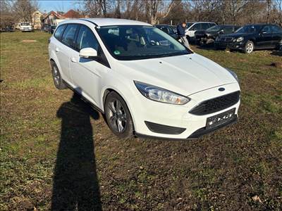 Ford Focus Mk3 bontott alkatrészei