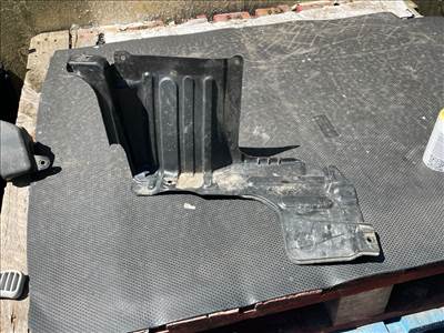 SUZUKI SPLASH  Bal Motorburkolat 017317