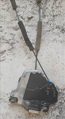 Lexus IS 220d jobb első ajtózár szerkezet 