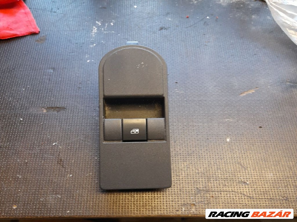 Opel Astra H Jobb első Ablakemelő Kapcsoló 564 ,  1. kép