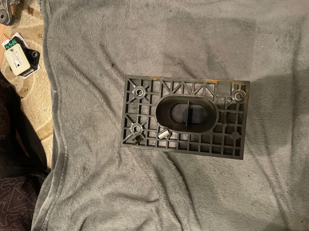 CITROËN C4 Picasso I UD_ Jobb első Lökhárító Tartó (Műanyag) 2. kép