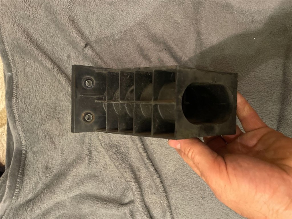 CITROËN C4 Picasso I UD_ Jobb első Lökhárító Tartó (Műanyag) 5. kép