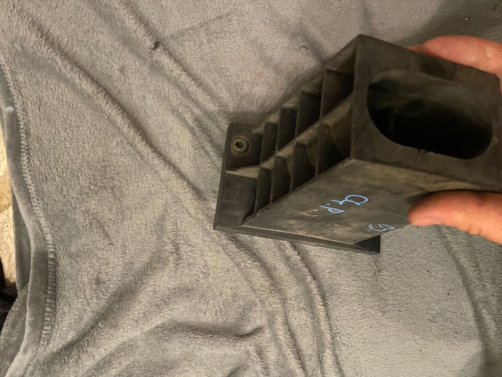 CITROËN C4 Picasso I UD_ Jobb első Lökhárító Tartó (Műanyag) 6. kép