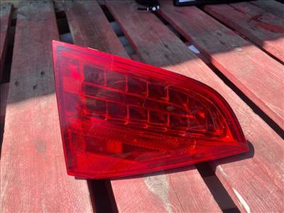 AUDI A4 Avant 8K5, B8 Bal Belső Hátsó Lámpa 013739