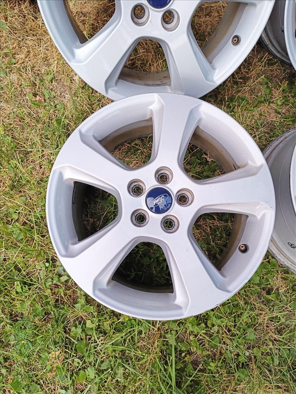  5x108 lyukosztású 7,5J 17" újszerű (gyári felni) alufelni 4. kép