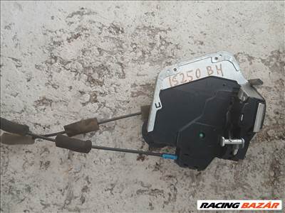 Lexus IS 250 bal hátsó ajtózár szerkezet 