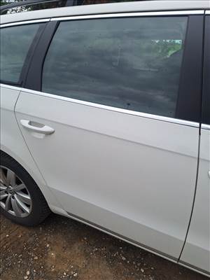 Volkswagen Passat B7 LB9A jobb hátsó ajtó 