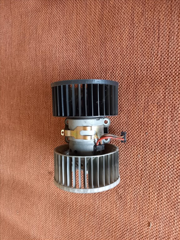 BMW 320 E46 Bmw E46 320D fűtőmotor  1. kép