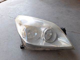 Opel Astra H OPEL ASTRA H Jobb Fényszóró