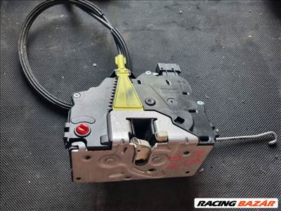 Opel Meriva B Bal hátsó Központizár Motor 5044 ,  13432376