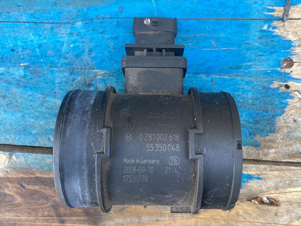 CHEVROLET CAPTIVA C100, C140 Légtömegmérő 2. kép