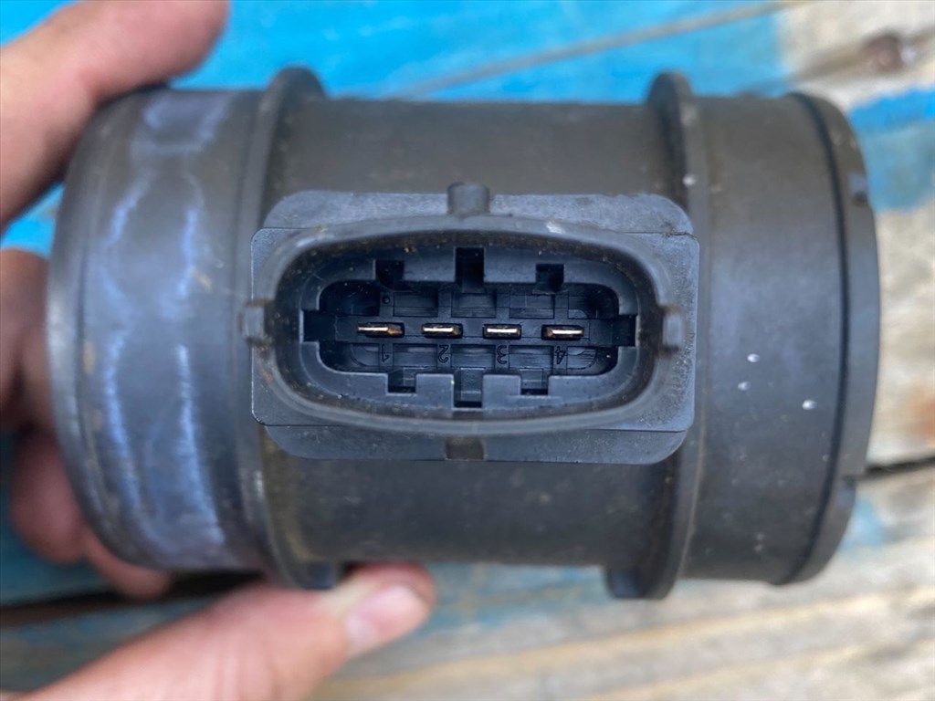 CHEVROLET CAPTIVA C100, C140 Légtömegmérő 3. kép