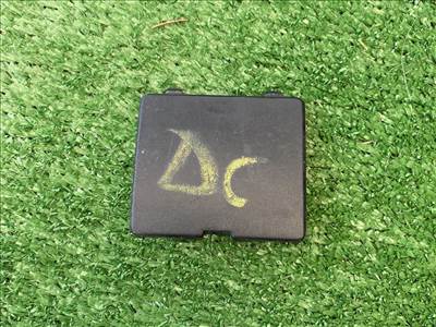 DACIA SANDERO  Műszerfal alatti Műanyag Elem