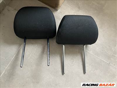 Skoda Fabia II fejtámla 