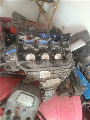 Ford Mondeo Mk4 2.0 TDCi szelepfedél  907402