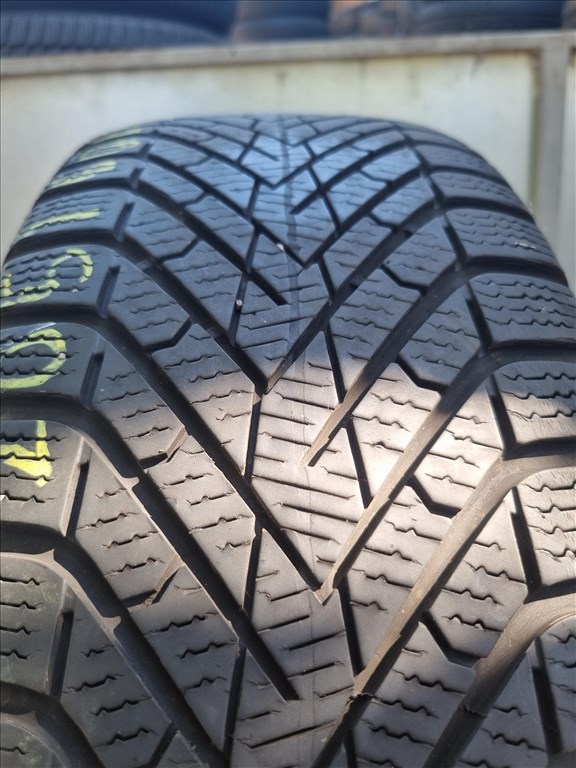  205/6016" újszerű Pirelli winter Cinturato 2 téli gumi 4db  4. kép