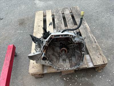 RENAULT CLIO IV  Váltó (Mechanikus) 012469