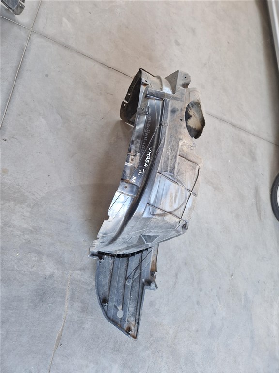 SUZUKI VITARA (LY) jobb első dobbetét 72231-54P0 1. kép