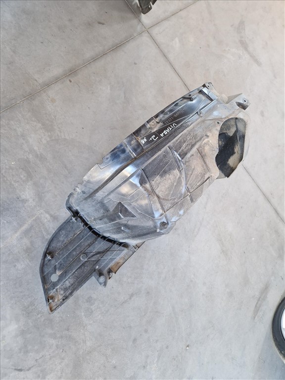 SUZUKI VITARA (LY) jobb első dobbetét 72231-54P0 3. kép