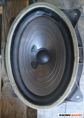 Lexus RX 450h bal első mély hangszóró 