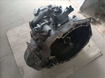 Opel Astra J 1.7 CDTI Váltó M32 10025 , 